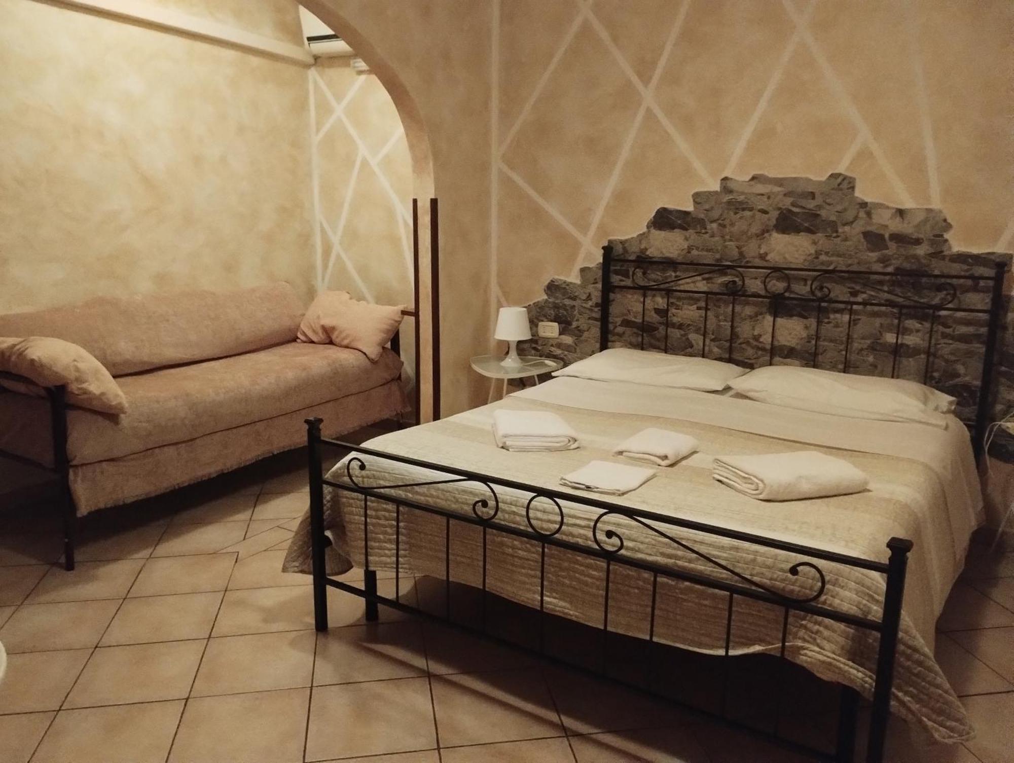 B&B Ar Colle 2 Valmontone Εξωτερικό φωτογραφία
